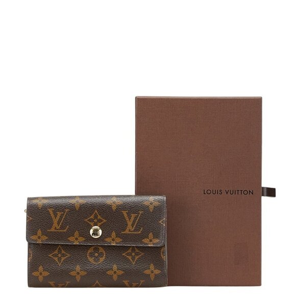 LOUIS VUITTON Brown Monogram Wallet - Picture 10 of 11